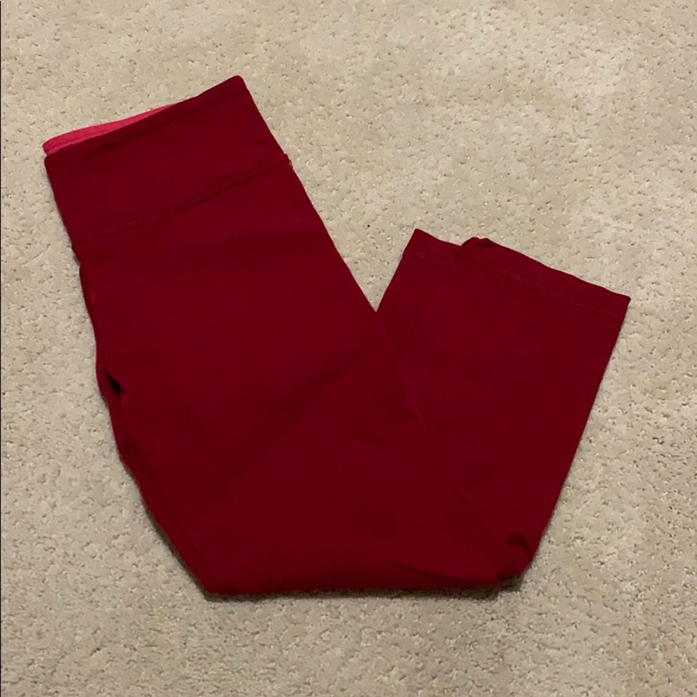 Red Lululemon crop pants